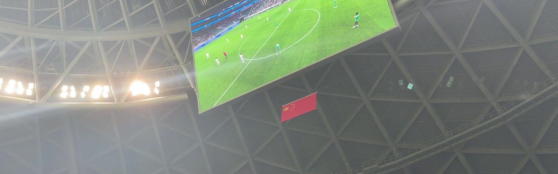 电竞对战-中超首次！工体大屏幕实时直播国安vs津门虎